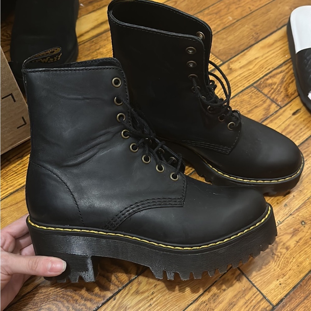 Dr. Martens Shriver HI Boots in Black